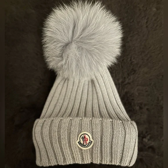 Moncler Women’s Pompom Ribbed Beanie - Picture 1 of 2